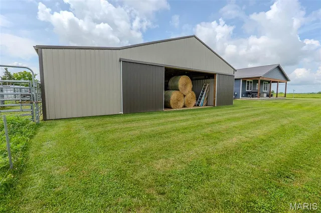 $949,000 | 20372 County Road 6380, Edgar Springs, MO 65462