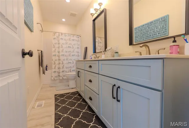 $949,000 | 20372 County Road 6380, Edgar Springs, MO 65462