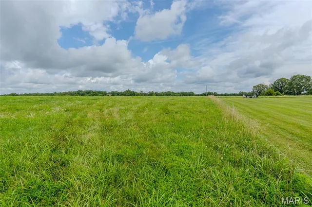 $949,000 | 20372 County Road 6380, Edgar Springs, MO 65462