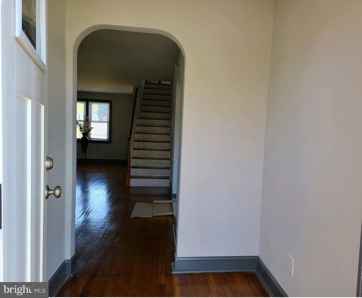 333 Broad Street Carneys Point, NJ 08069 - Photo 5 of 44 Front Entrance