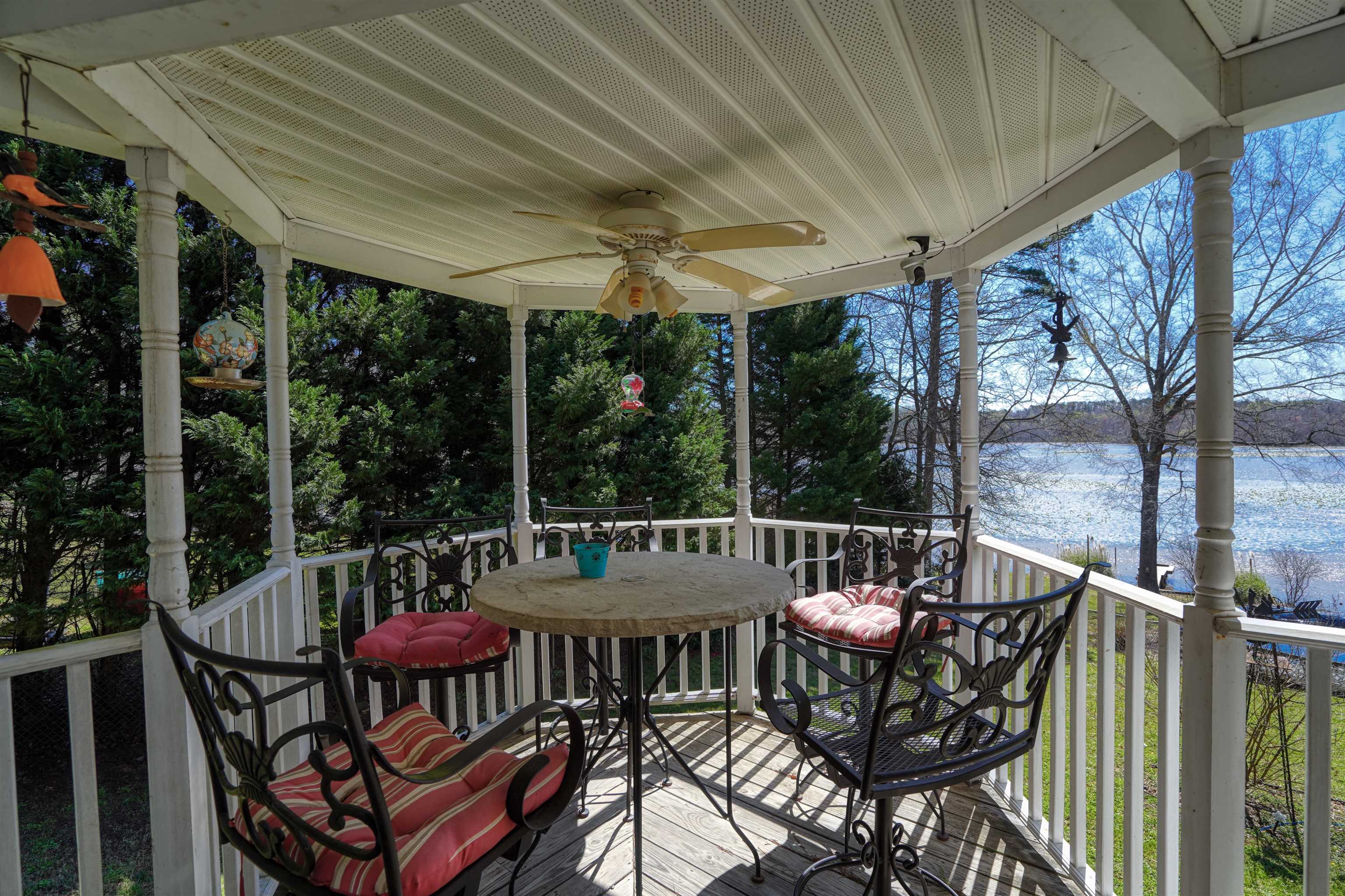 135 State Rd S-42-7072 Campobello, SC 29322 - Photo 5 of 28 Gallery Image 5