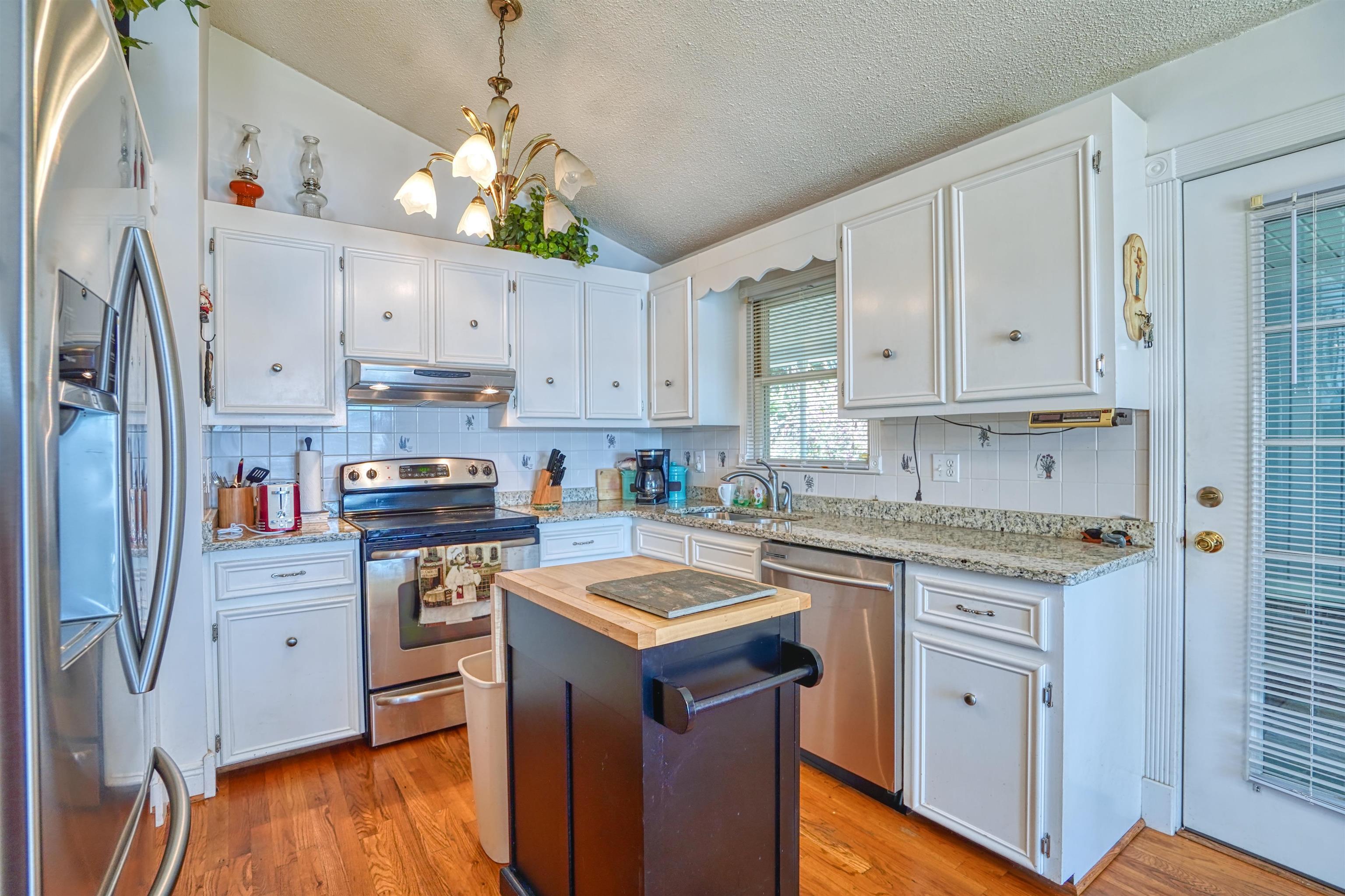 135 State Rd S-42-7072 Campobello, SC 29322 - Photo 8 of 28 Gallery Image 8