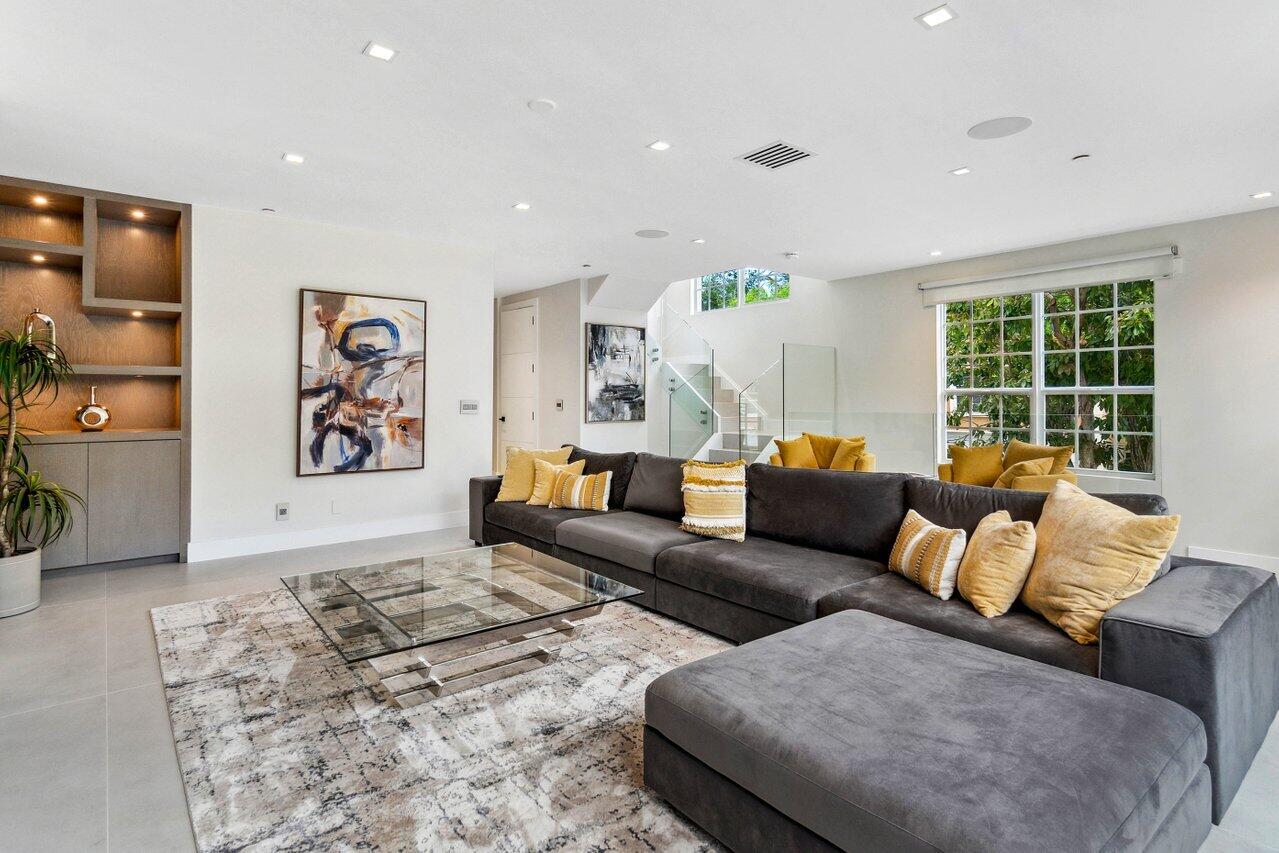 5795 Northeast Verde Circle Boca Raton, FL 33487 - Photo 14 of 52 014-5795NortheastVerdeCircle-BocaRaton-F
