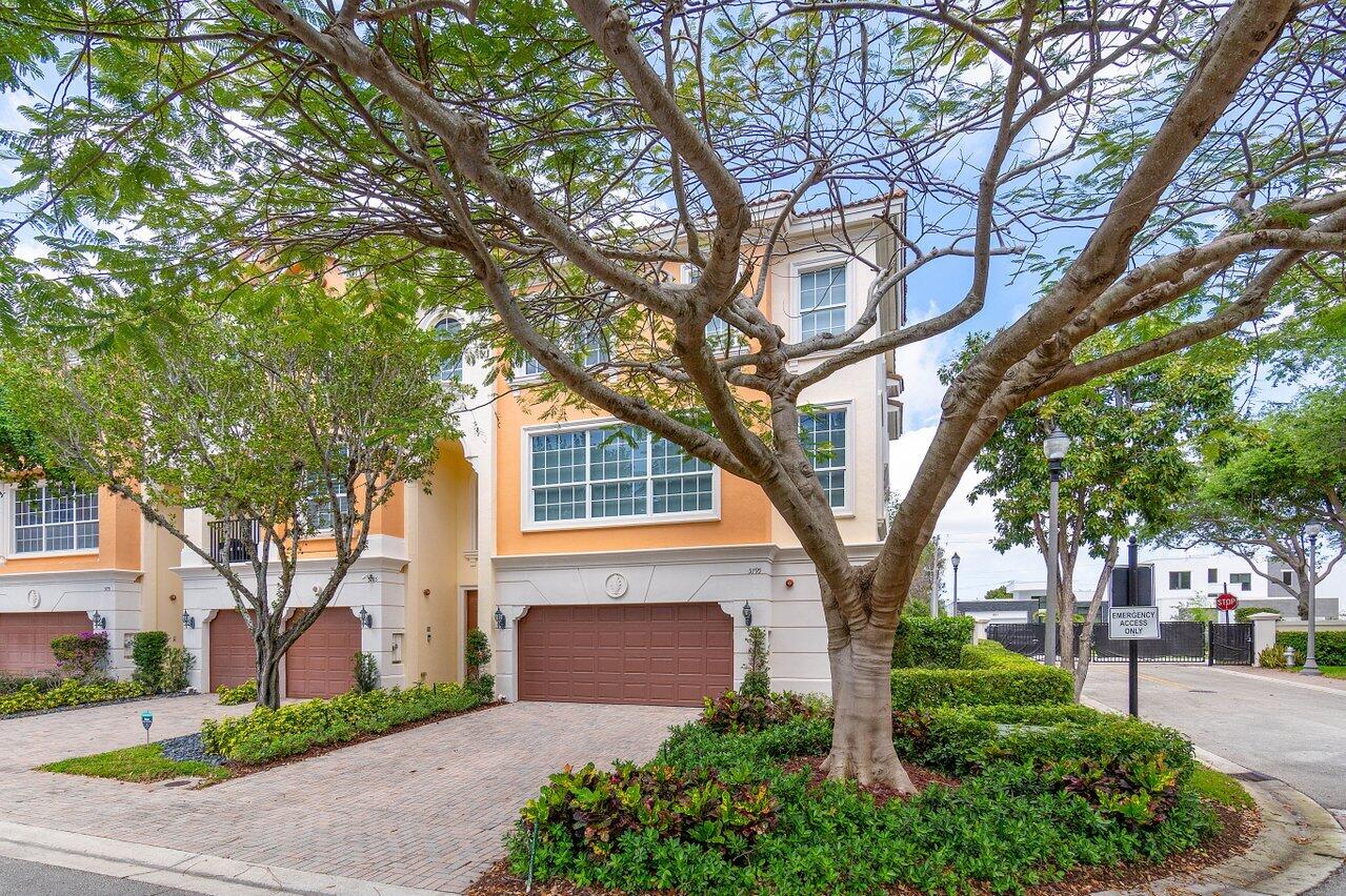 5795 Northeast Verde Circle Boca Raton, FL 33487 - Photo 3 of 52 003-5795NortheastVerdeCircle-BocaRaton-F