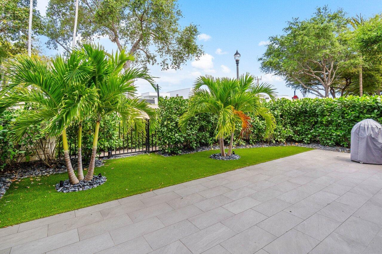 5795 Northeast Verde Circle Boca Raton, FL 33487 - Photo 36 of 52 036-5795NortheastVerdeCircle-BocaRaton-F