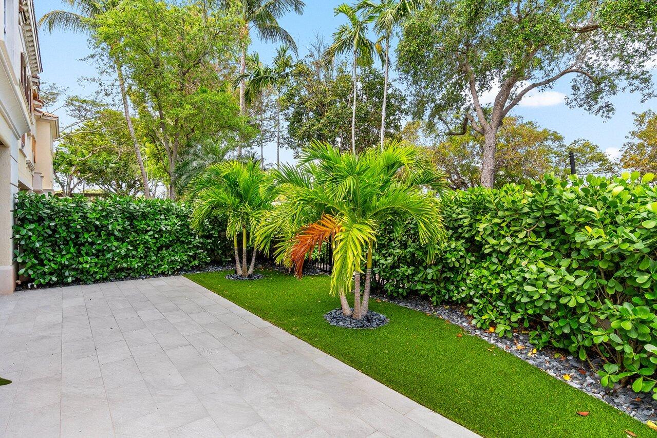 5795 Northeast Verde Circle Boca Raton, FL 33487 - Photo 37 of 52 037-5795NortheastVerdeCircle-BocaRaton-F