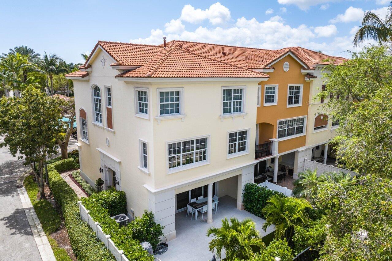 5795 Northeast Verde Circle Boca Raton, FL 33487 - Photo 45 of 52 045-5795NortheastVerdeCircle-BocaRaton-F