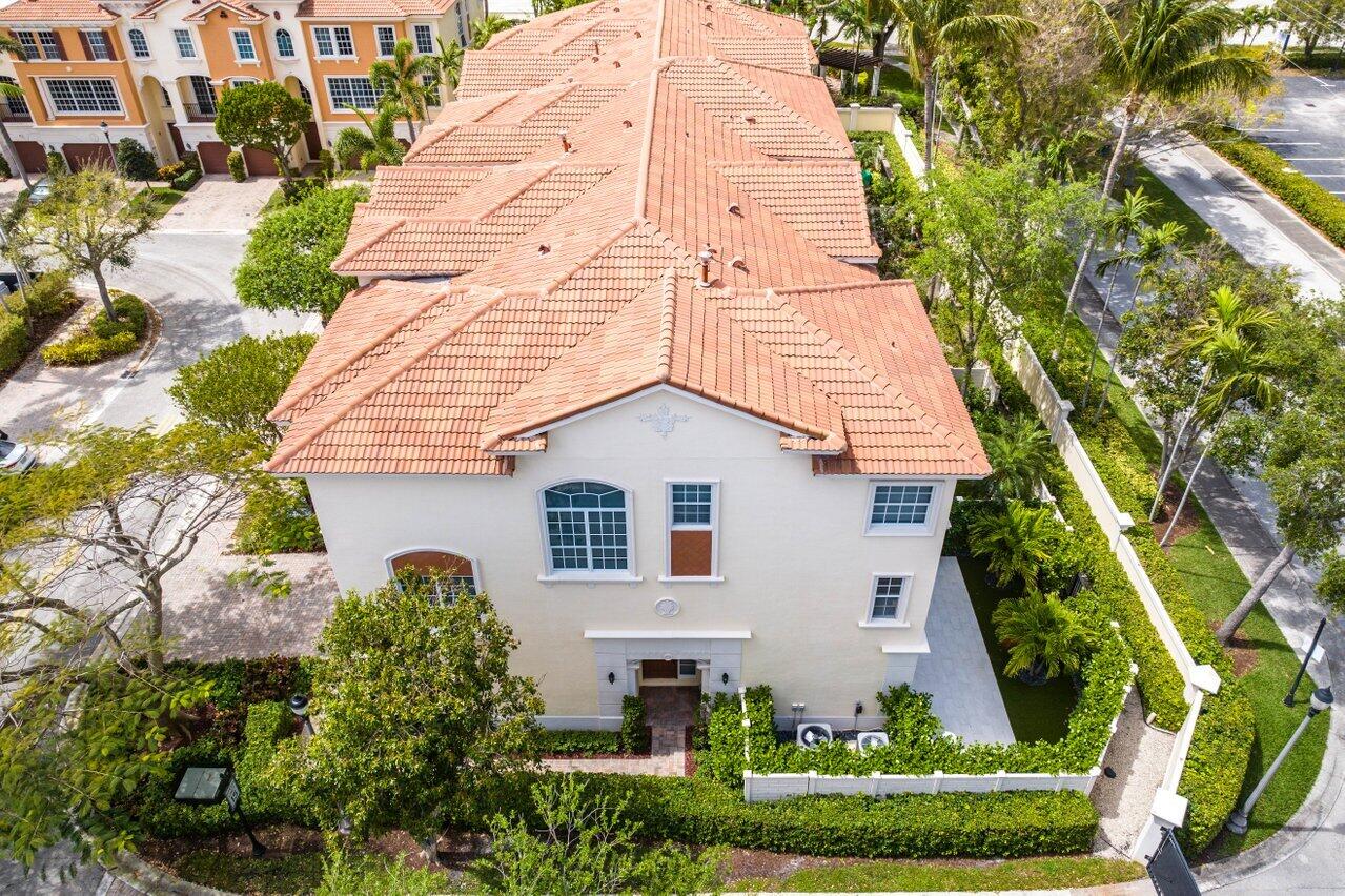 5795 Northeast Verde Circle Boca Raton, FL 33487 - Photo 46 of 52 046-5795NortheastVerdeCircle-BocaRaton-F