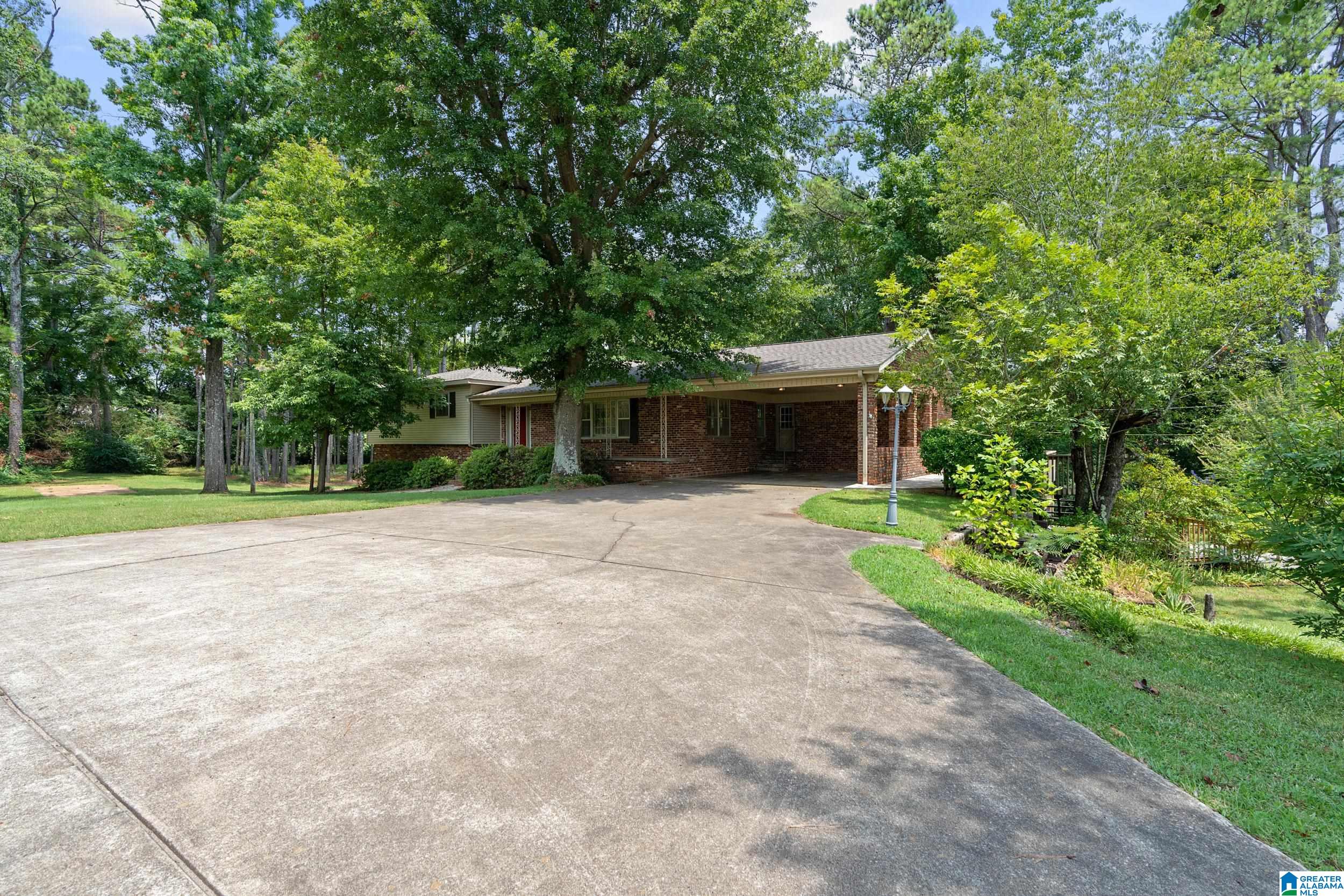 7985 County Road 200 Florence, AL 35633 - Photo 5 of 55
