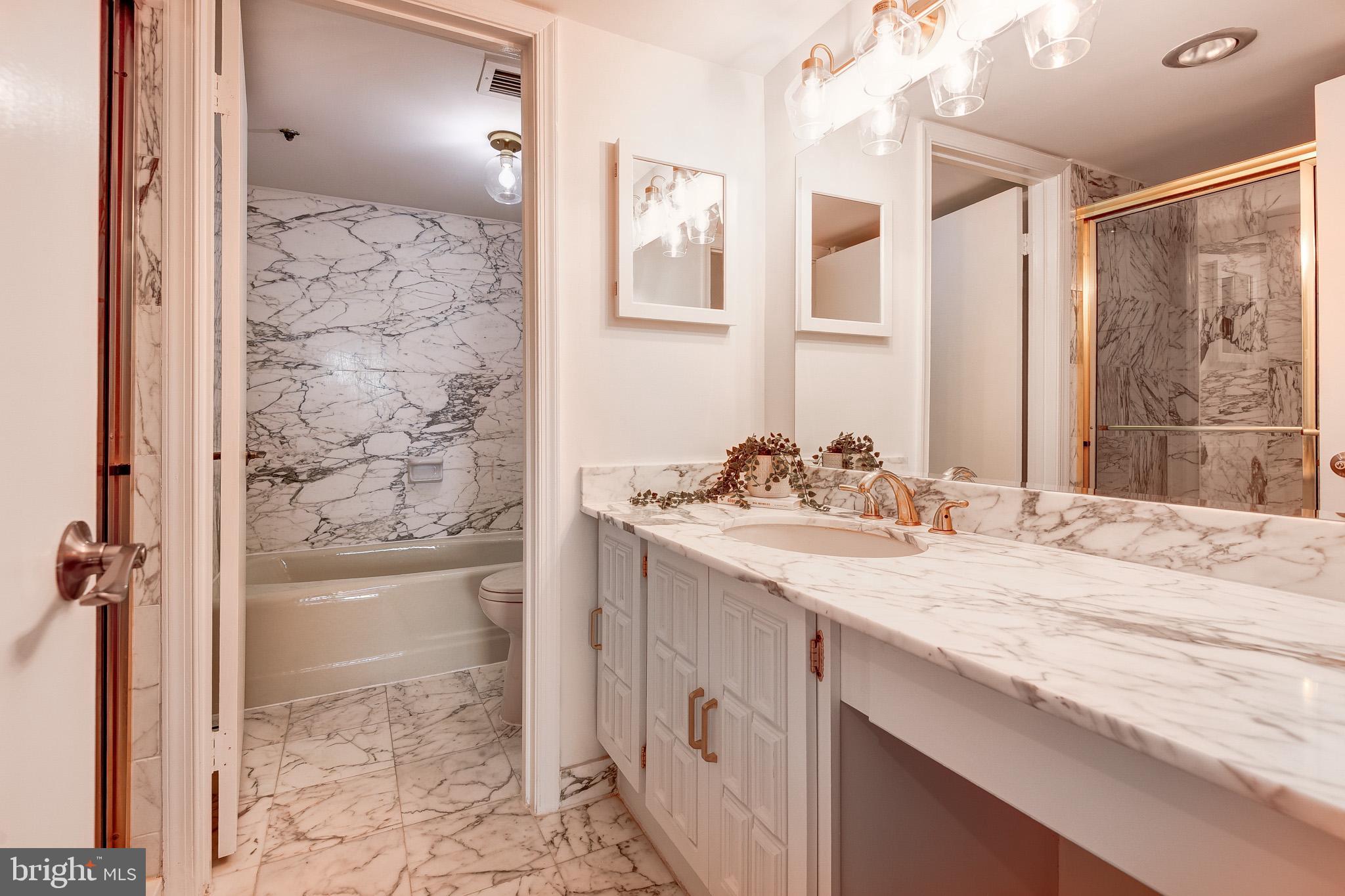 1101 South Arlington Ridge Road, Unit 208 Arlington, VA 22202 - Photo 15 of 39