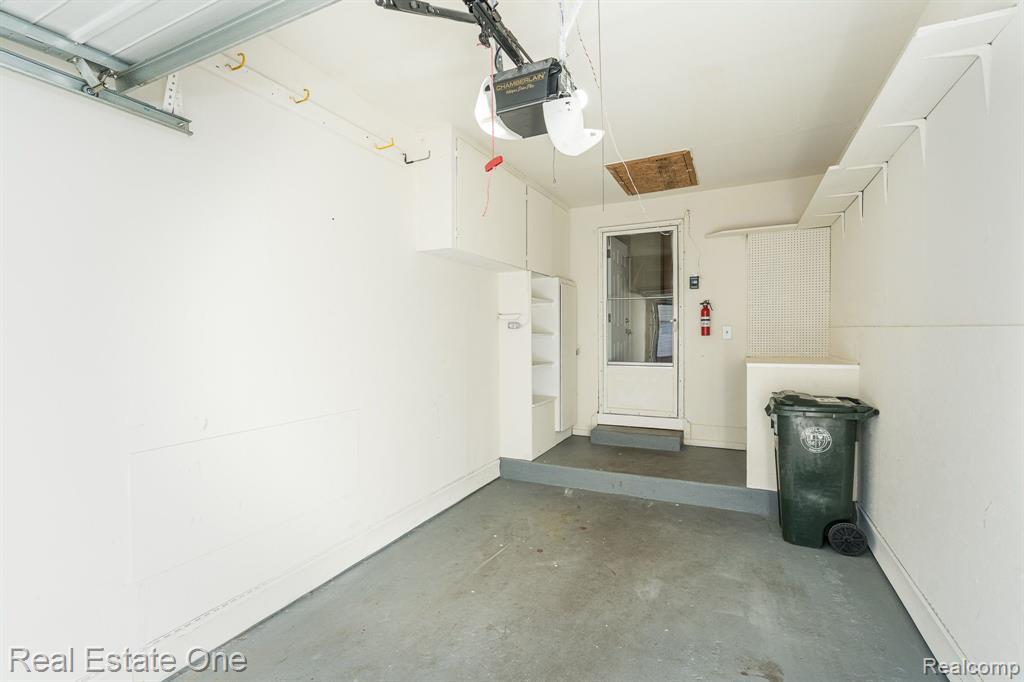 282 1st Street Rochester, MI 48307 - Photo 23 of 25