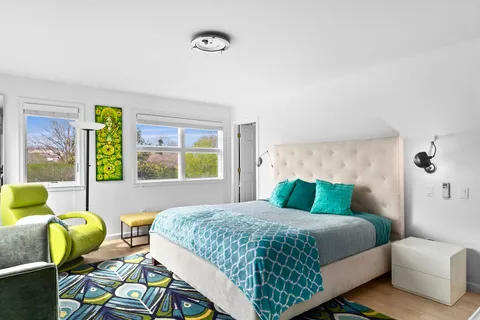 79 Silver Lane, Bridgehampton, NY 11932