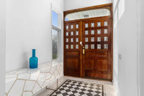 79 Silver Lane, Bridgehampton, NY 11932