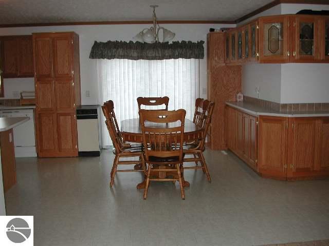 6311 Smeltzer Road Benzonia, MI 49616 - Photo 4 of 9 1642386-3.JPG