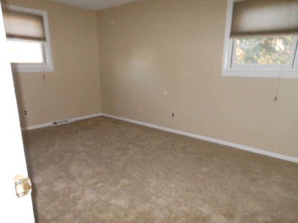 18 Barbara Road Randolph, MA 02368 - Photo 11 of 14 Gallery Image 11