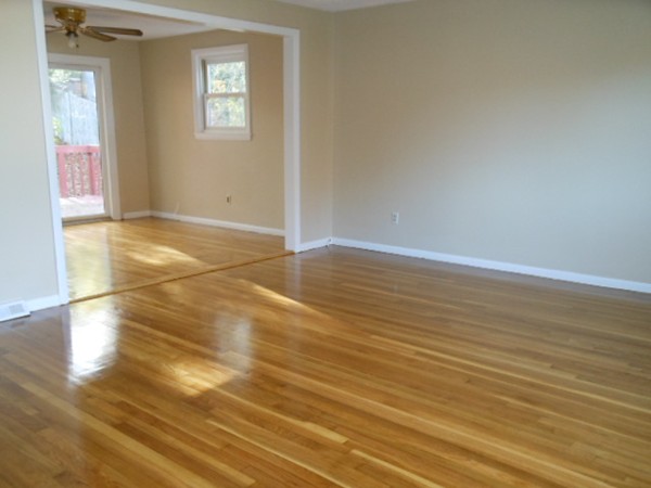 18 Barbara Road Randolph, MA 02368 - Photo 3 of 14 Gallery Image 3