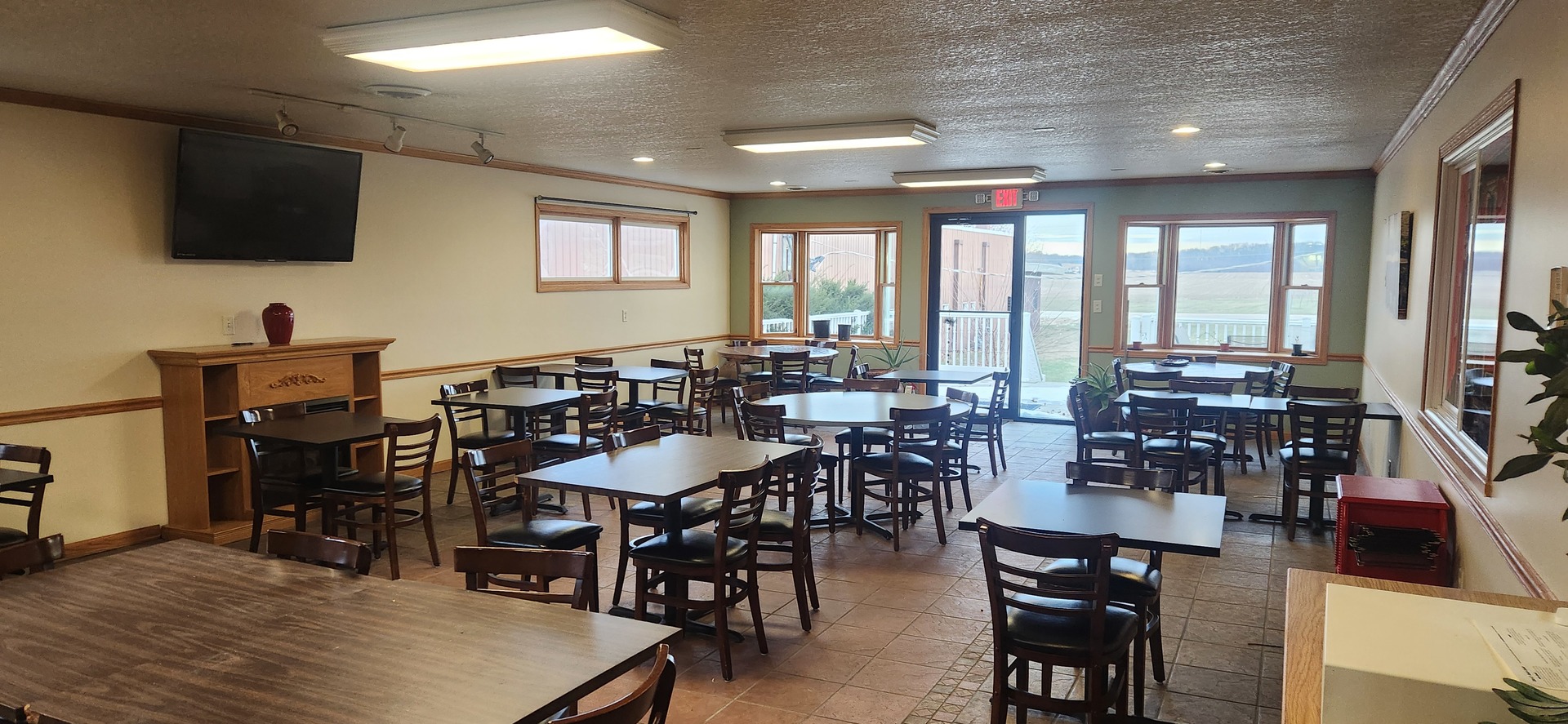 3 Victoria Drive Prophetstown, IL 61277 - Photo 5 of 11 a view of a dining room with furniture