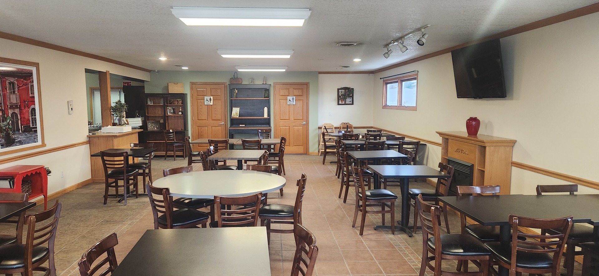3 Victoria Drive Prophetstown, IL 61277 - Photo 6 of 11 a view of a dining room with furniture