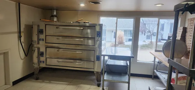 a walk in closet room