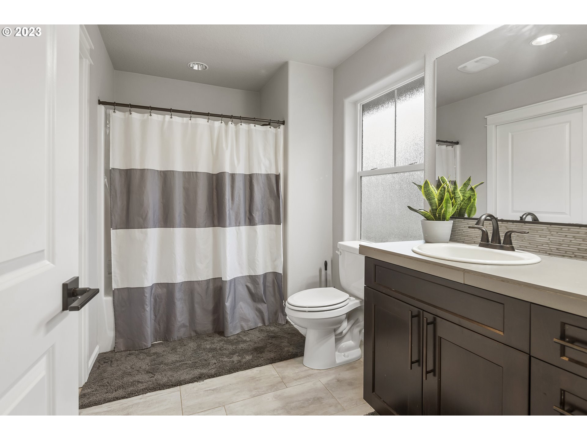 14385 Southwest Azalea Place Portland, OR 97224 - Photo 21 of 29 Gallery Image 21