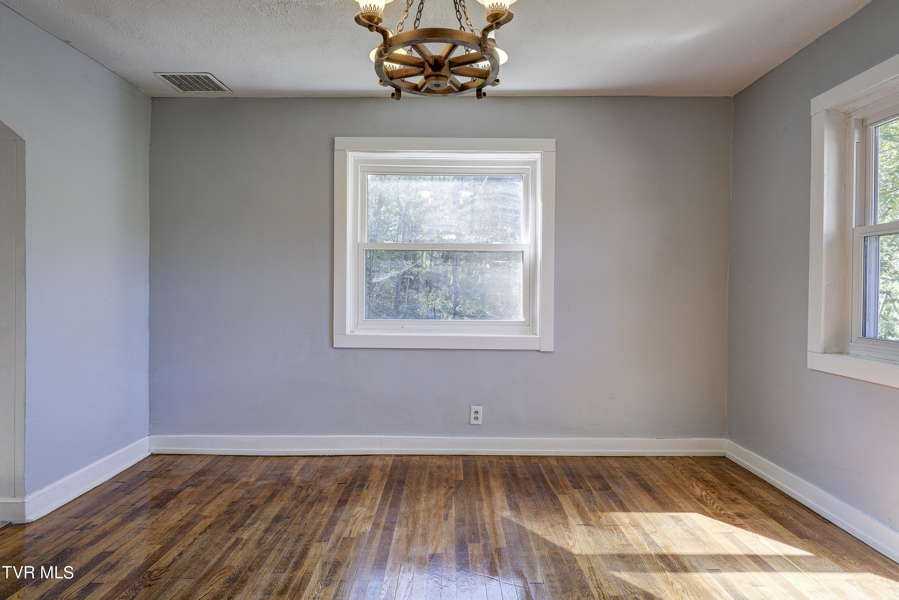 1404 Blue Springs Road Elizabethton, TN 37643 - Photo 19 of 48 BlueSprings-6
