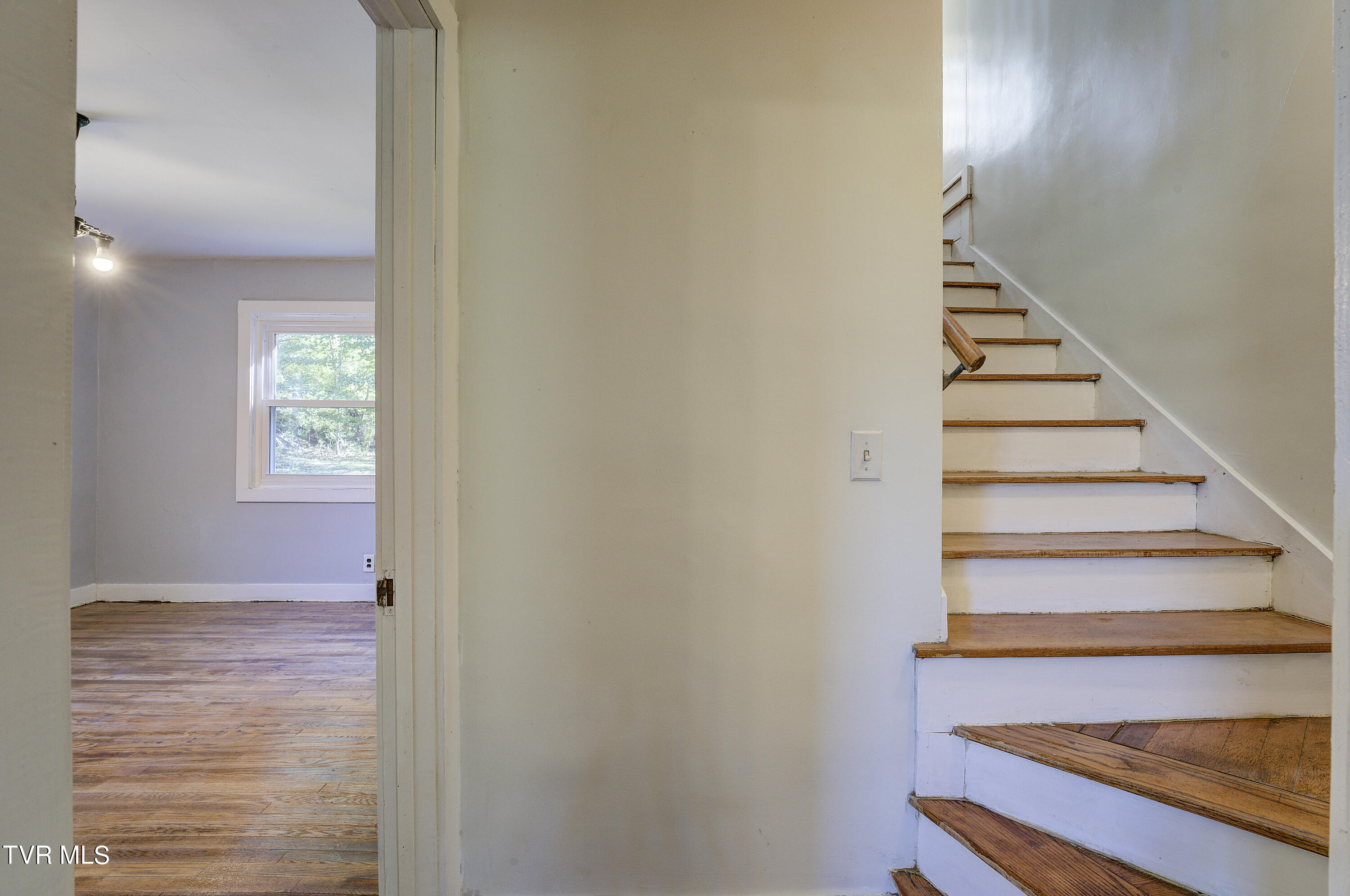 1404 Blue Springs Road Elizabethton, TN 37643 - Photo 23 of 48 BlueSprings-12
