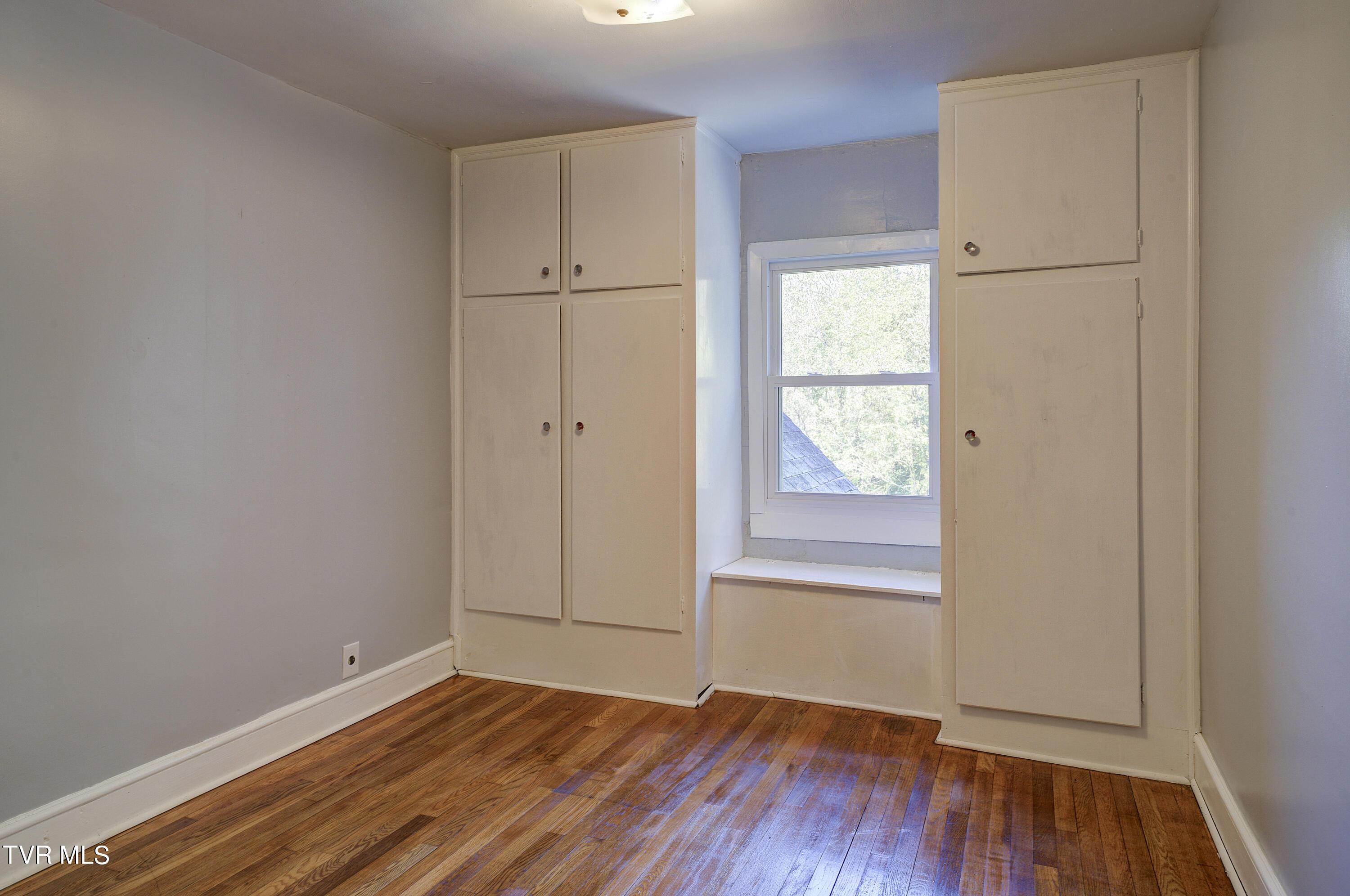 1404 Blue Springs Road Elizabethton, TN 37643 - Photo 31 of 48 BlueSprings-20