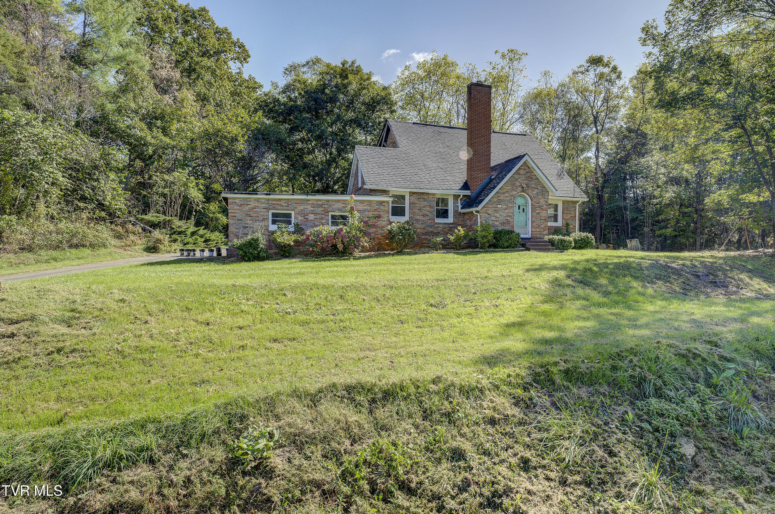 1404 Blue Springs Road Elizabethton, TN 37643 - Photo 8 of 48 BlueSprings-40