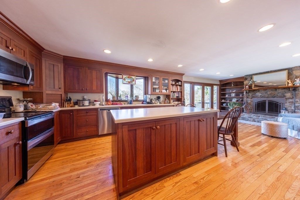 20 Prospect Road Mattapoisett, MA 02739 - Photo 11 of 33 Gallery Image 11