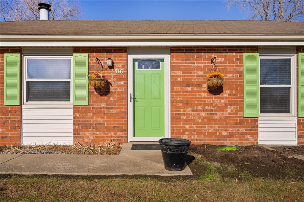 816 Northeast Pollard Street Lee's Summit, MO 64086 - Photo 11 of 50