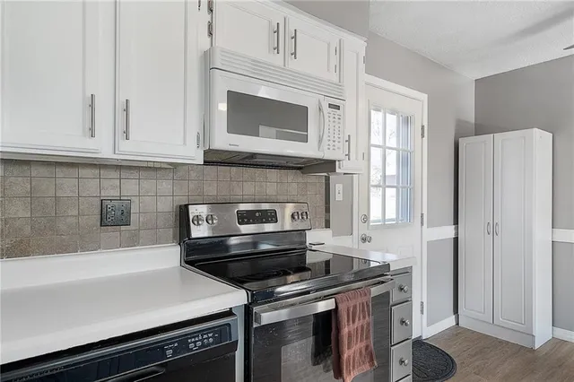 $250,000 | 816 Northeast Pollard Street, Lee's Summit, MO 64086