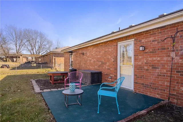 $250,000 | 816 Northeast Pollard Street, Lee's Summit, MO 64086