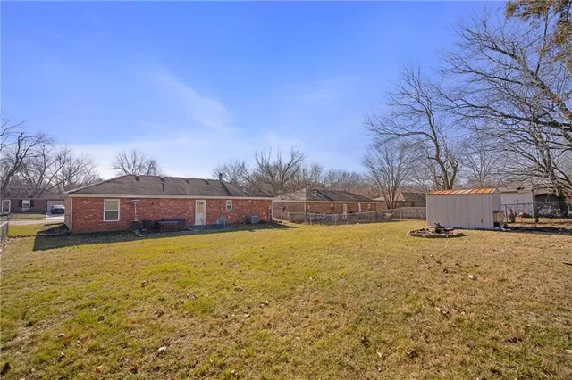 $250,000 | 816 Northeast Pollard Street, Lee's Summit, MO 64086