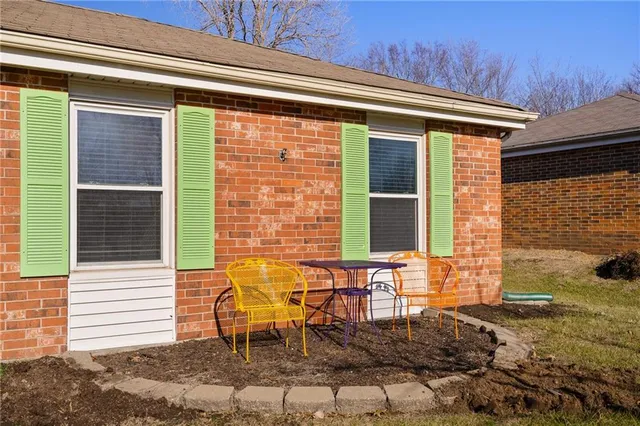 $250,000 | 816 Northeast Pollard Street, Lee's Summit, MO 64086