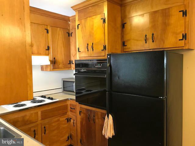 16428 Forrest Road King George, VA 22485 - Photo 7 of 23 Kitchen