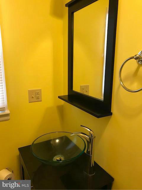 16428 Forrest Road King George, VA 22485 - Photo 10 of 23 Updated Bath