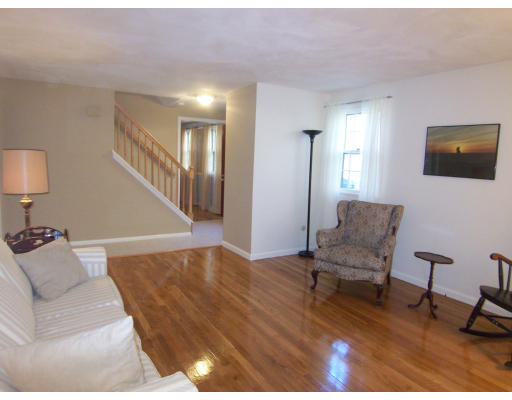 18 Forest Road Foxboro, MA 02035 - Photo 11 of 30 Gallery Image 11