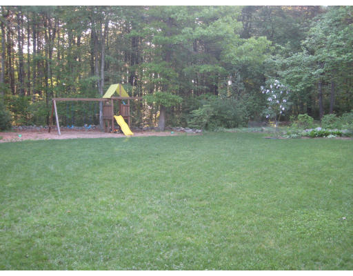 18 Forest Road Foxboro, MA 02035 - Photo 3 of 30 Gallery Image 3
