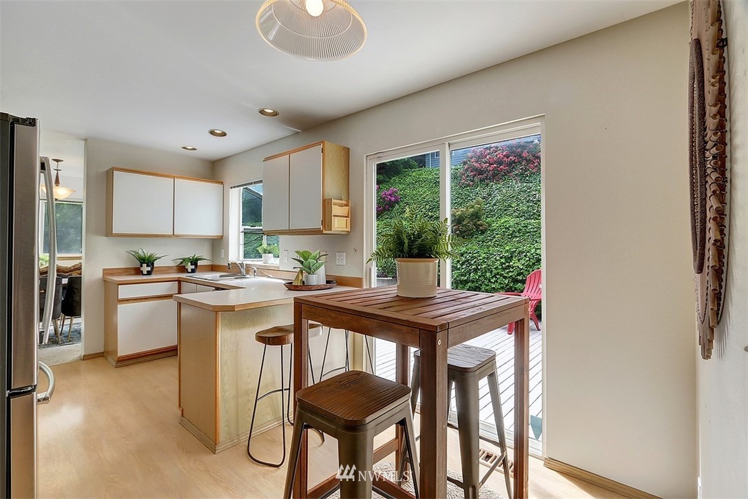12231 Northeast 169th Street Bothell, WA 98011 - Photo 11 of 28 Gallery Image 11