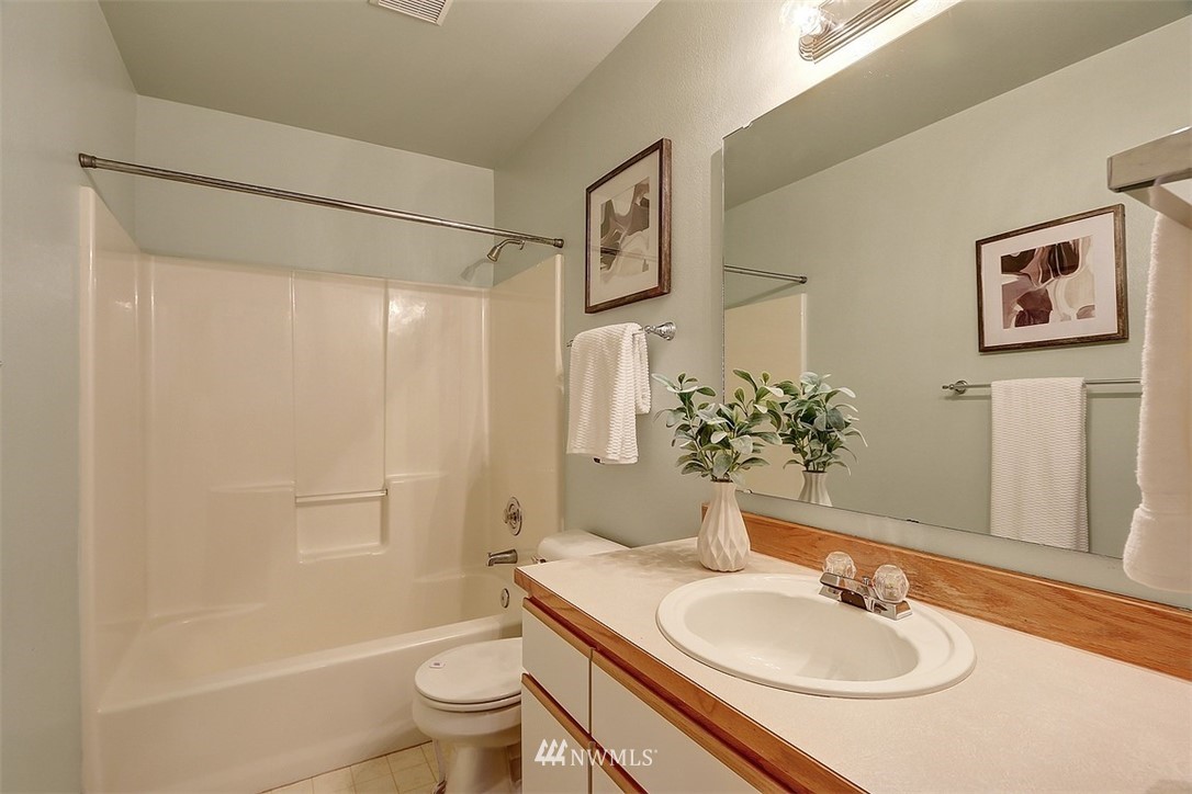 12231 Northeast 169th Street Bothell, WA 98011 - Photo 19 of 28 Gallery Image 19