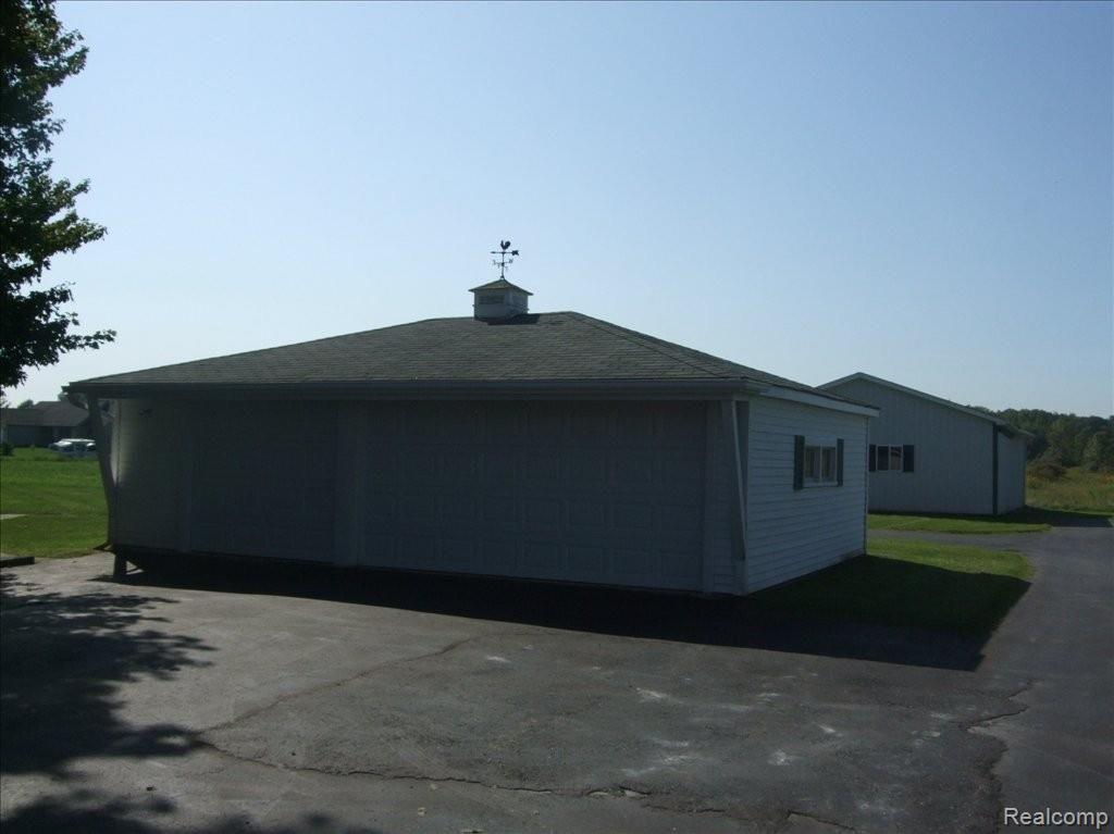 7281 Springborn Road East China, MI 48054 - Photo 4 of 6 DSCF3508