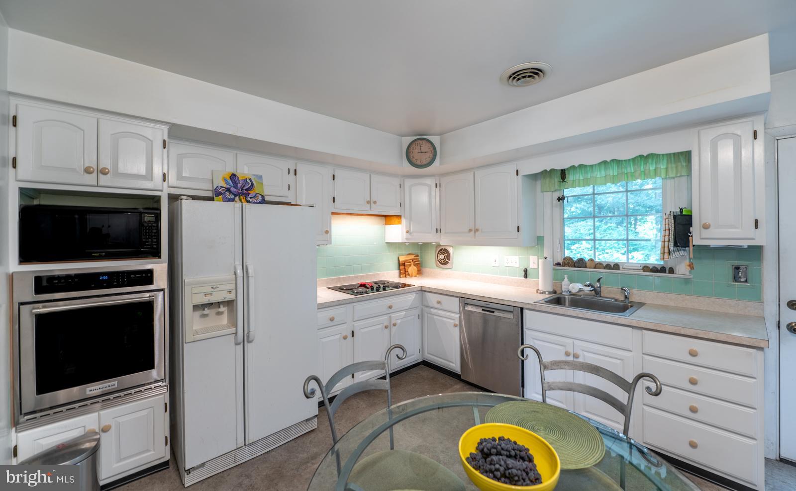 127 Deerfield Road Broomall, PA 19008 - Photo 17 of 78 Gallery Image 17