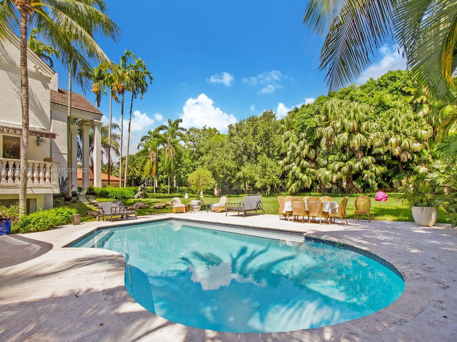 450 Ridge Road Coral Gables, FL 33143 - Photo 9 of 42