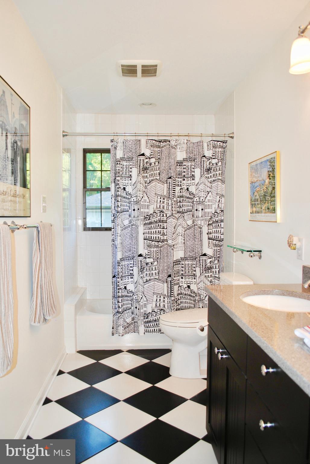 1423 Autumn Leaf Road Baltimore, MD 21286 - Photo 9 of 24 Bath 2