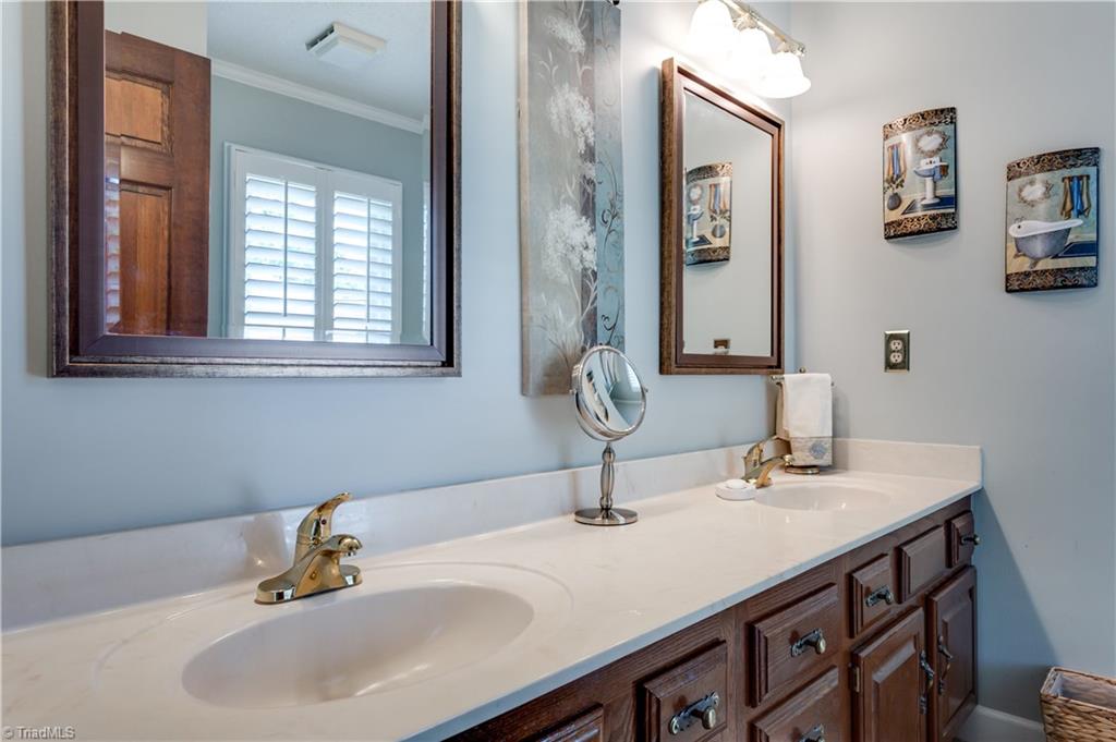 100 Burrows Road Jamestown, NC 27282 - Photo 22 of 30 Gallery Image 22