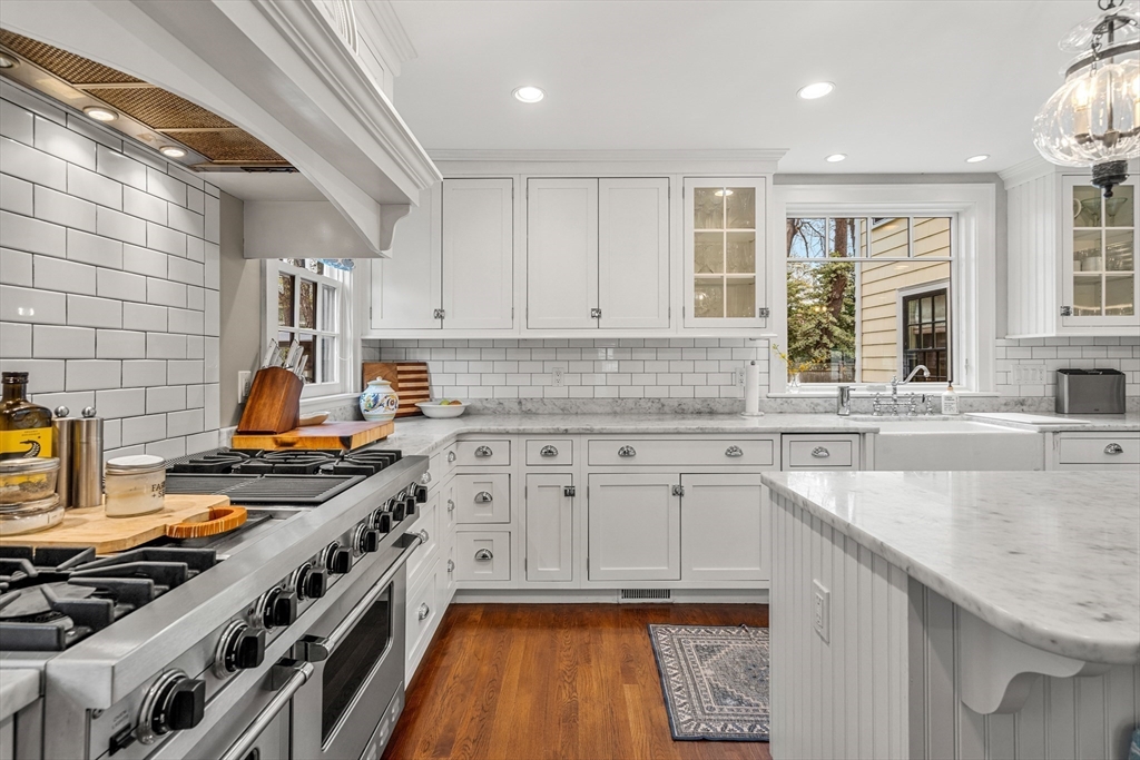 13 Thompson Road Marblehead, MA 01945 - Photo 9 of 35