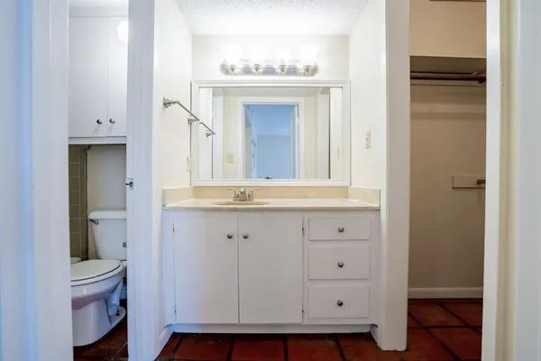 $1,075 | 110 East 37th Street, Unit 103, Austin, TX 78705