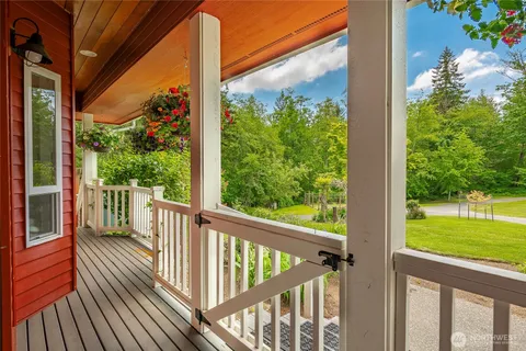 $1,585,000 | 4644 Vining Road, Bellingham, WA 98226