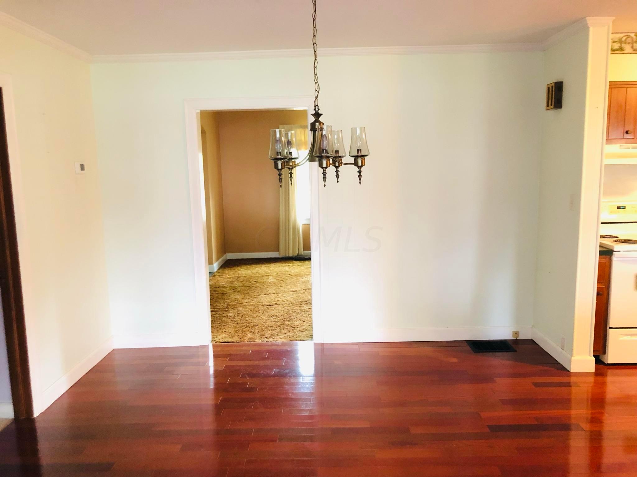 176 Stare Road Newark, OH 43055 - Photo 13 of 32 Gallery Image 13