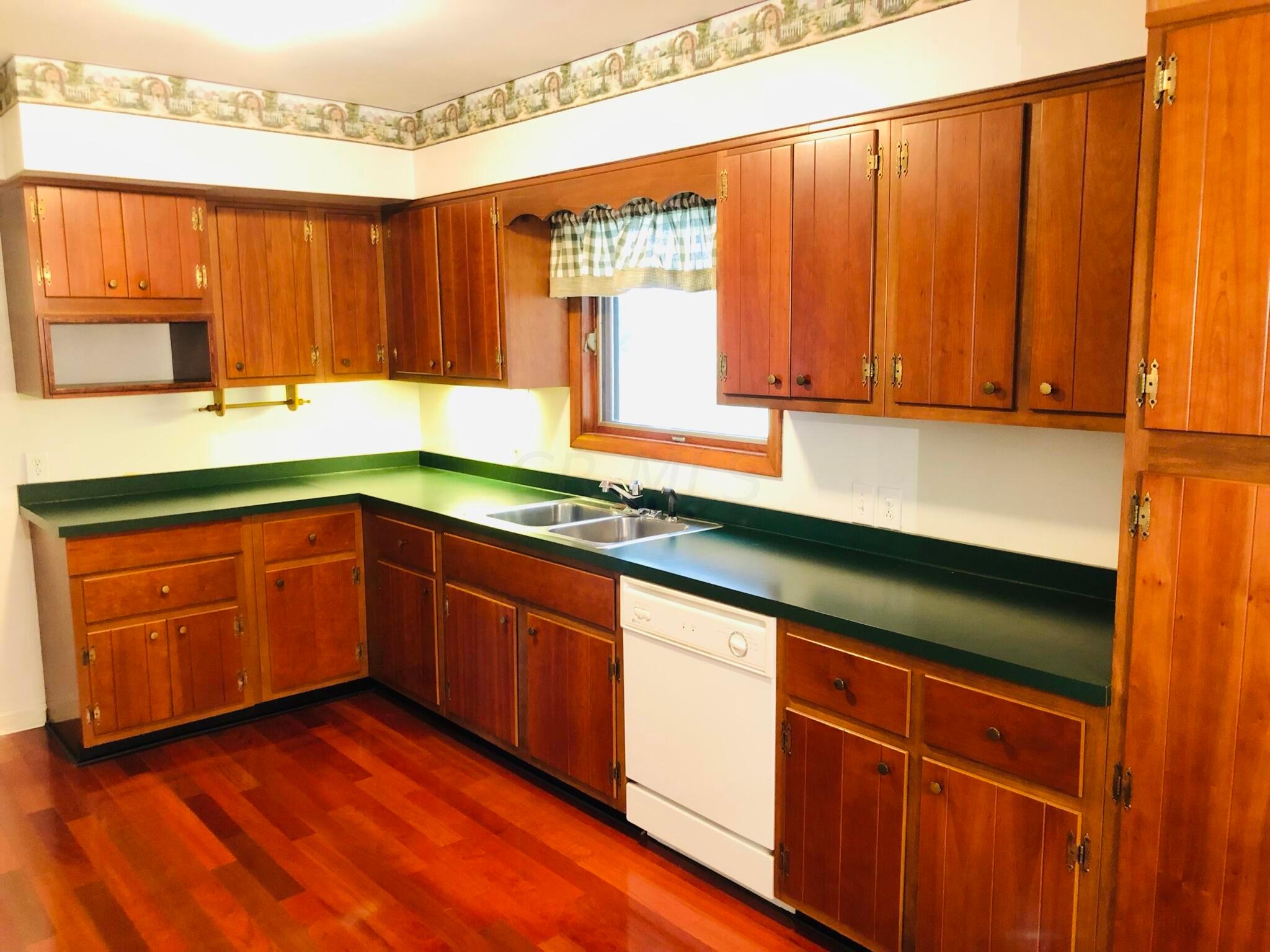 176 Stare Road Newark, OH 43055 - Photo 16 of 32 Gallery Image 16